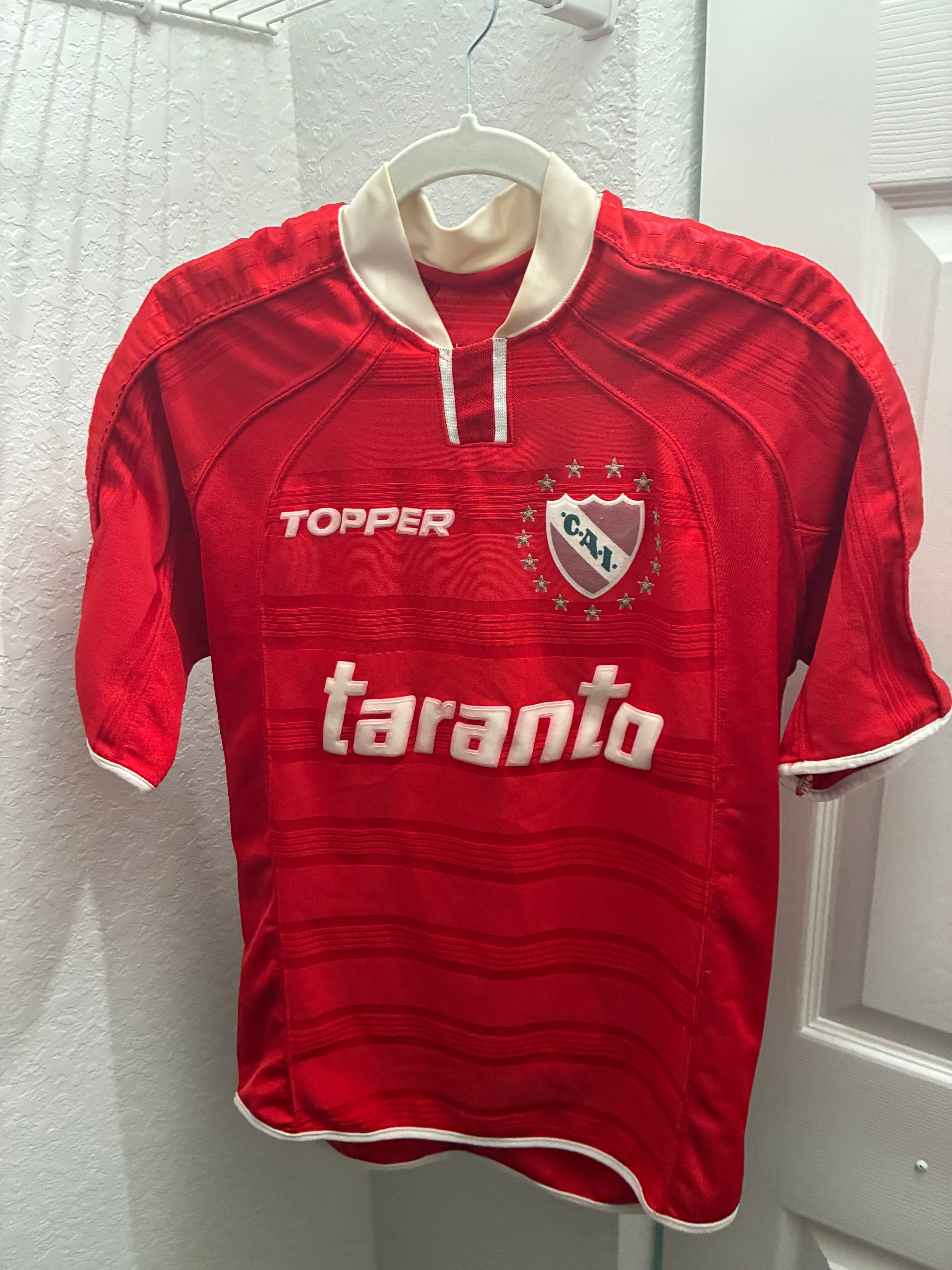 Independiente 2001/2002 home shirt held by @dio